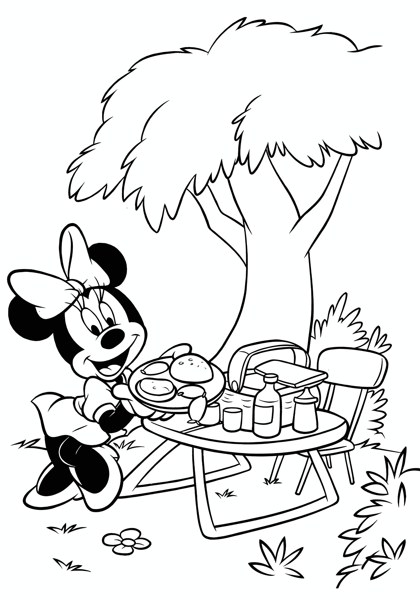 Minnie Mouse Sets the Table